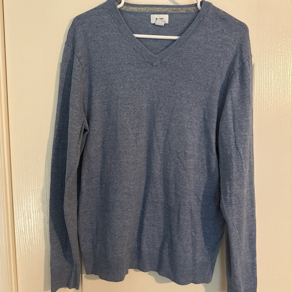 Old Navy Men's Heather Blue V-Neck Sweater